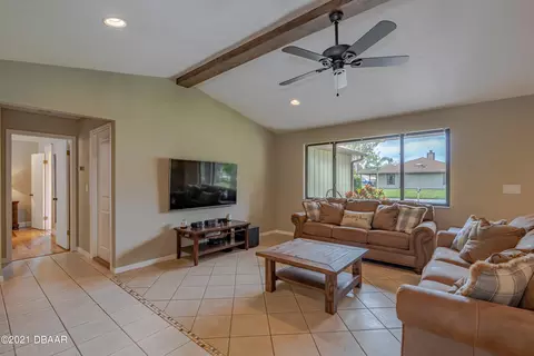 44 Charleston Sq, Ormond Beach, FL 32174 photo 3