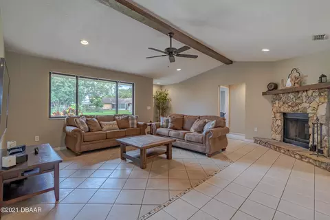 44 Charleston Sq, Ormond Beach, FL 32174 photo 4