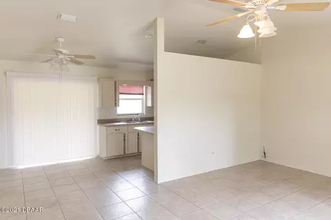 2719 Evergreen Dr, Edgewater, FL 32141 photo 4