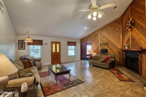 32 Stratford Pl, Ormond Beach, FL 32174 photo 4