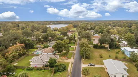 463 Hammock Ln, Ormond Beach, FL 32174 photo 3