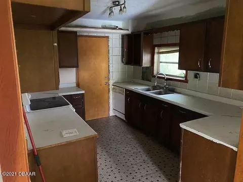 104 Flagler Ave, Edgewater, FL 32132 photo 14