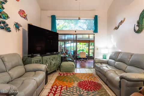 22 Park Ter, Ormond Beach, FL 32174 photo 4