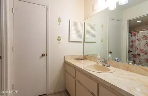 22 Park Ter, Ormond Beach, FL 32174 photo 11