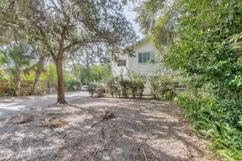 102 S Ridgewood Ave, Ormond Beach, FL 32174 photo 2