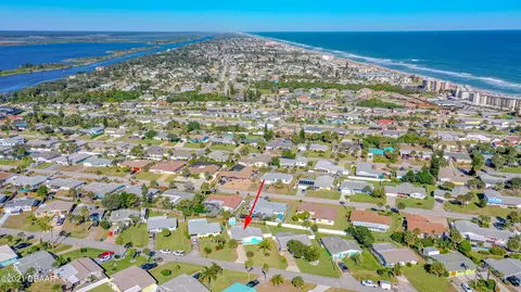 27 Camellia Dr, Ormond Beach, FL 32176 photo 3