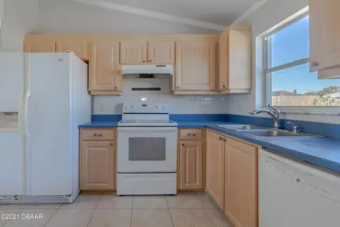 2215 Umbrella Tree Dr, Edgewater, FL 32141 photo 15