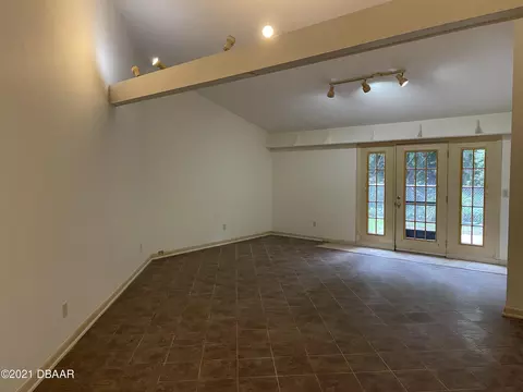 232 N Ridgewood Ave, Edgewater, FL 32132 photo 2