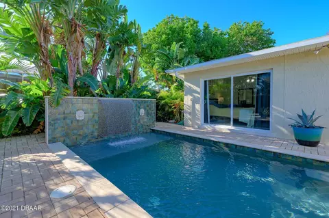 863 Loyola Dr, Ormond Beach, FL 32176 photo 7