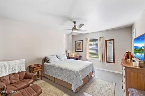 2416 Royal Palm Dr, Edgewater, FL 32141 photo 15