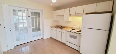 45 Seaside Dr, Ormond Beach, FL 32176 photo 5