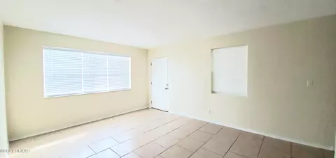 45 Seaside Dr, Ormond Beach, FL 32176 photo 9