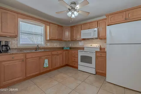 63 Mcalister Dr, Ormond Beach, FL 32174 photo 8