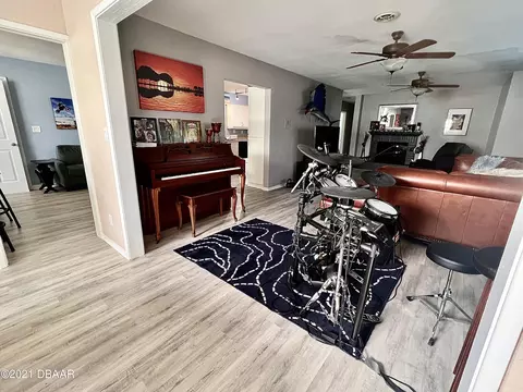 913 Peninsula Dr, Ormond Beach, FL 32176 photo 6