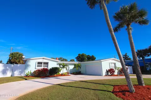 913 Peninsula Dr, Ormond Beach, FL 32176 photo 2