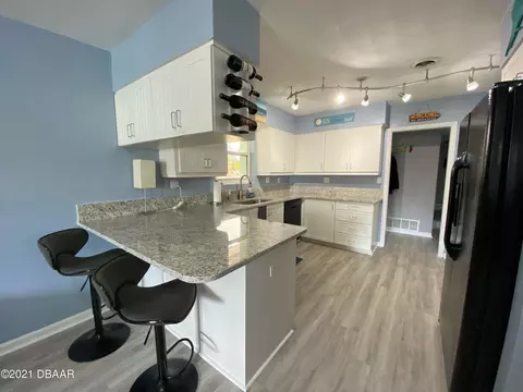 913 Peninsula Dr, Ormond Beach, FL 32176 photo 9