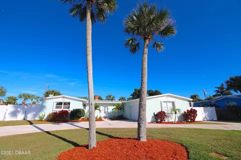 913 Peninsula Dr, Ormond Beach, FL 32176 photo 1