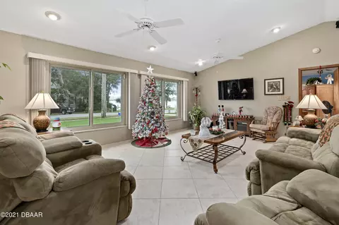 194 N Beach St, Ormond Beach, FL 32174 photo 8