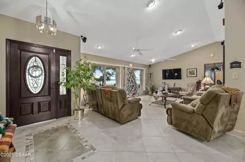 194 N Beach St, Ormond Beach, FL 32174 photo 9