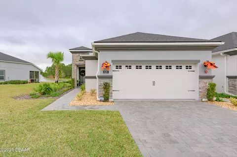 820 Pinewood Dr, Ormond Beach, FL 32174 photo 2