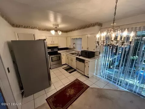 1725 Valencia Ave, Ormond Beach, FL 32174 photo 2