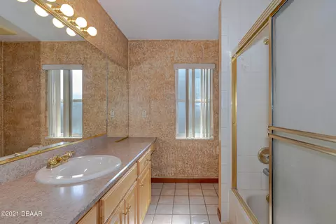 261 E Woodhaven Cir, Ormond Beach, FL 32174 photo 16