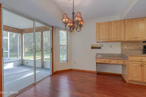 261 E Woodhaven Cir, Ormond Beach, FL 32174 photo 6