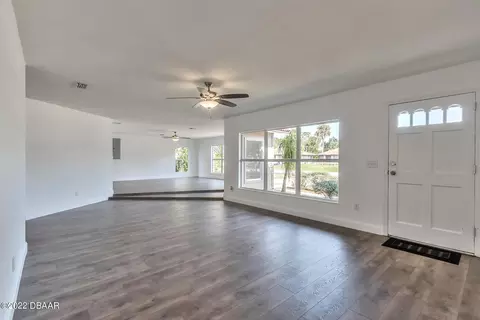 3018 Juniper Dr, Edgewater, FL 32141 photo 9