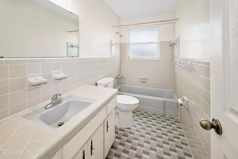 150 Kent Dr, Ormond Beach, FL 32176 photo 11