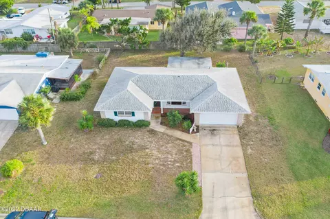 150 Kent Dr, Ormond Beach, FL 32176 photo 4
