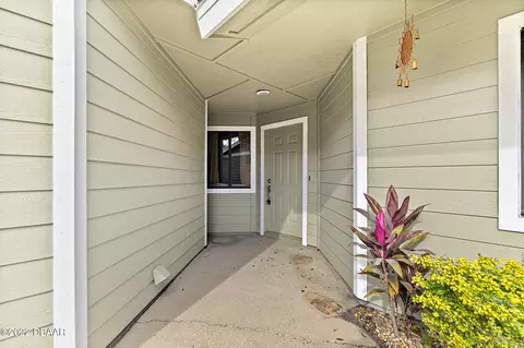 8 Landings Ln, Ormond Beach, FL 32174 photo 5