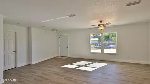 147 28th St, Edgewater, FL 32141 photo 2