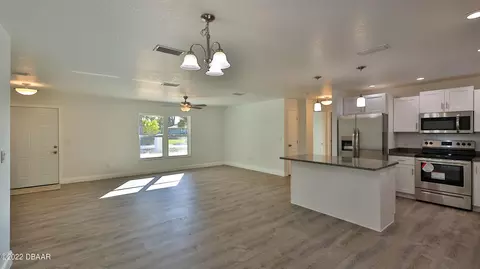 147 28th St, Edgewater, FL 32141 photo 6