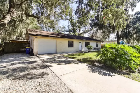 2915 Unity Tree Dr, Edgewater, FL 32141 photo 2