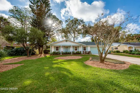 818 Hand Ave, Ormond Beach, FL 32174 photo 3