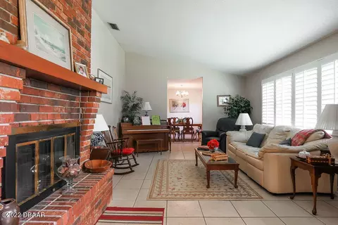 2 Nottingham Dr, Ormond Beach, FL 32174 photo 10