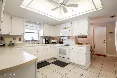 2 Nottingham Dr, Ormond Beach, FL 32174 photo 16