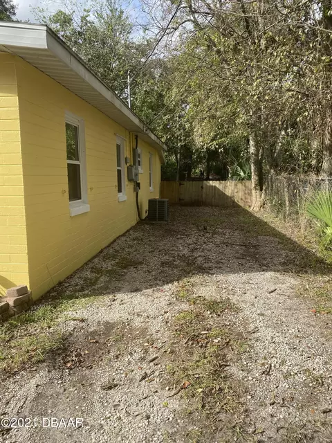 267 Midway Ave, Ormond Beach, FL 32174 photo 2