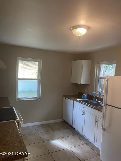 267 Midway Ave, Ormond Beach, FL 32174 photo 8