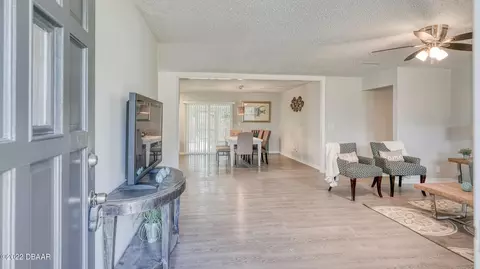 72 Broadmoor Cir, Ormond Beach, FL 32174 photo 2