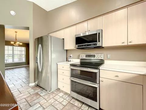 10 Cypress Point Ct, Ormond Beach, FL 32174 photo 11