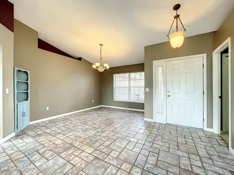 10 Cypress Point Ct, Ormond Beach, FL 32174 photo 4