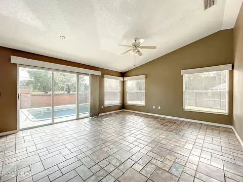 10 Cypress Point Ct, Ormond Beach, FL 32174 photo 16