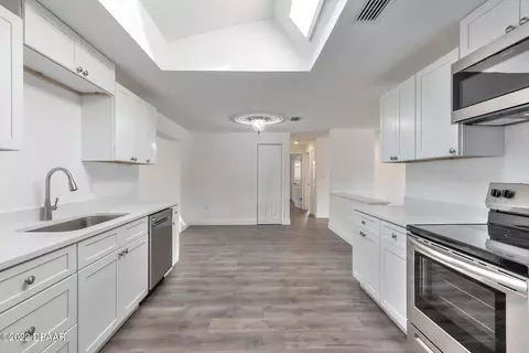 15 Silver Cir, Edgewater, FL 32141 photo 12