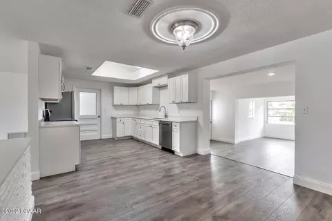 15 Silver Cir, Edgewater, FL 32141 photo 7