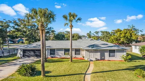 51 Wimbledon Ct, Ormond Beach, FL 32174 photo 4