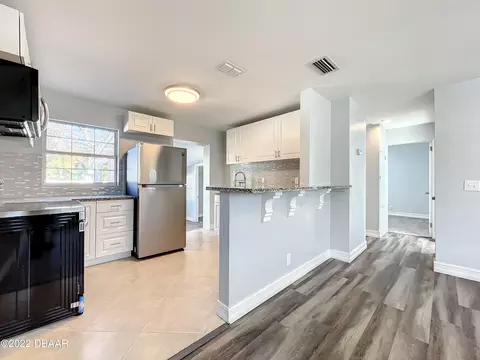 85 Rogers Park Dr, Ormond Beach, FL 32174 photo 3