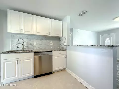85 Rogers Park Dr, Ormond Beach, FL 32174 photo 7