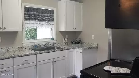 809 Hymon Cir, Bunnell, FL 32110 photo 10