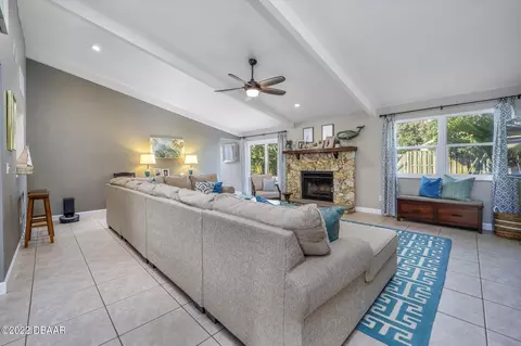 1121 Sherbourne Way, Ormond Beach, FL 32174 photo 2